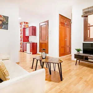 Plaza De La Merced , álamos 40 Apartamento